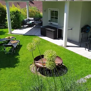Apartment Entspannen Im Grünen, Mit Eigenem Garten, Keilberg
